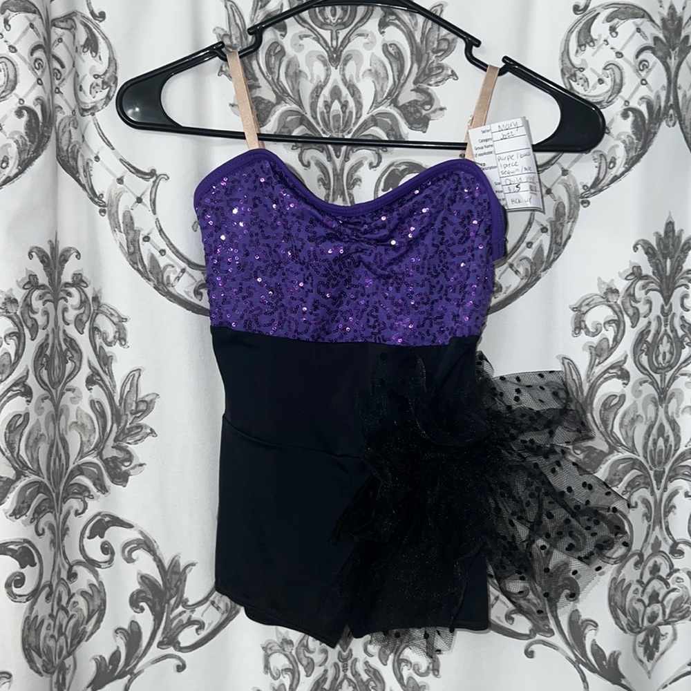 Dance costume